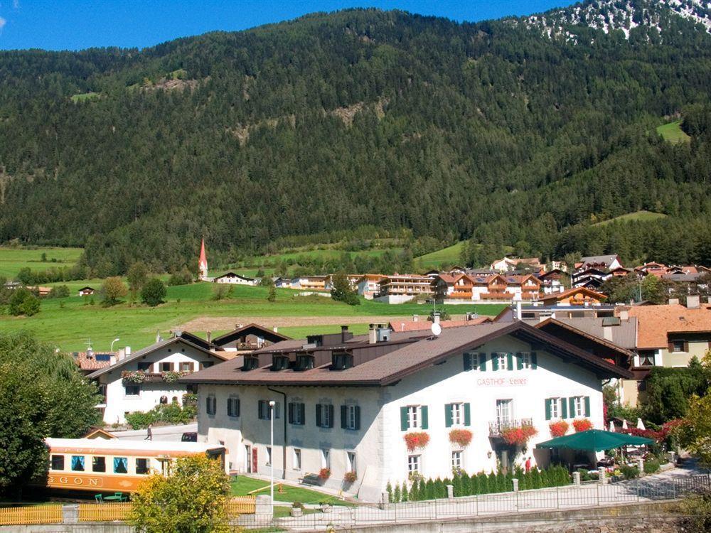 Lener Wirtshaus & Hotel Campo di Trens Eksteriør billede